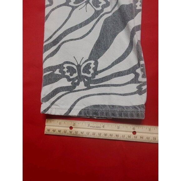 Pacsun Women's Light Wash “DAD” Jeans Button Fly All Over Butterfly Denim SZ 27 - Picture 4 of 10